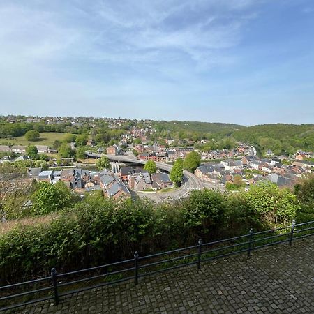 Apartamento Au Beffroi Thuin Exterior foto